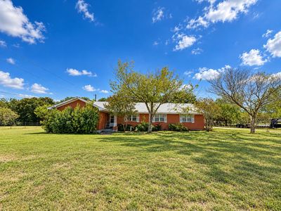 1105 Oak Dr