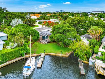 12019 N Edgewater Drive