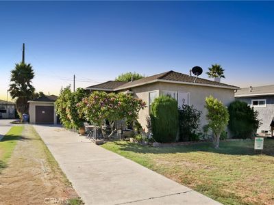 11832 Brookshire Ave