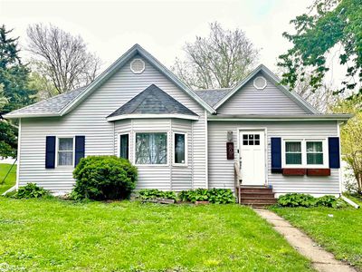 808 Elm St