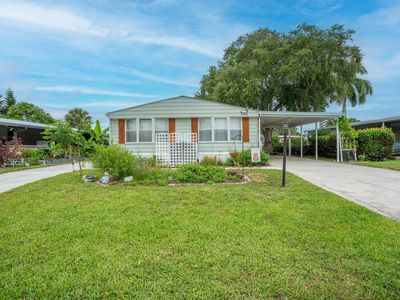 151 SE Paradise Place