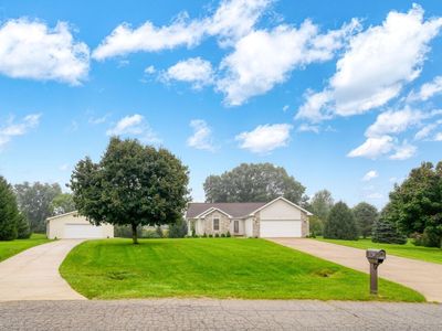 1239 Breezy Ln