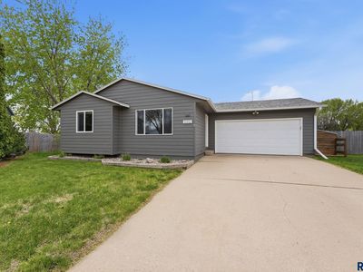 3312 S Steven Cir