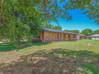 1404 Medina Dr