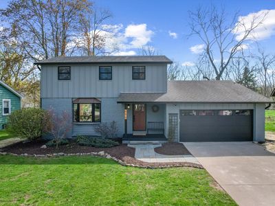 656 Barber Ave