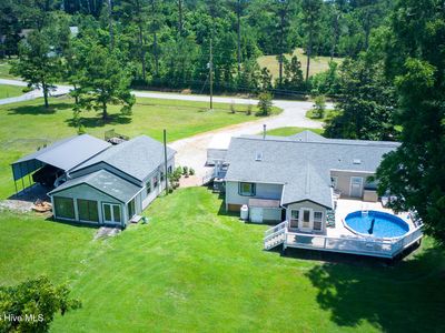 1127 Straits Road