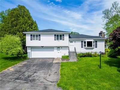 810 Hillview Dr