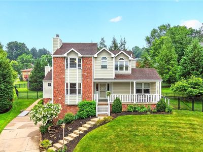80 Donna Dr