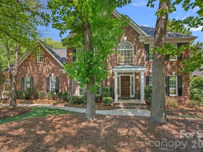 2401 Flagstick Dr