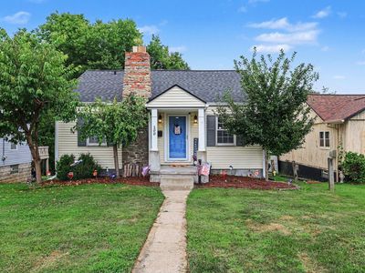 100 Sanders Dr