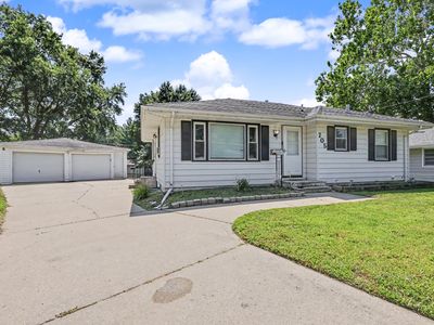 705 Hoffman Ave