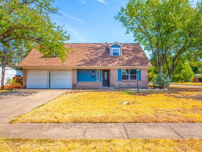8708 Flicker Ln