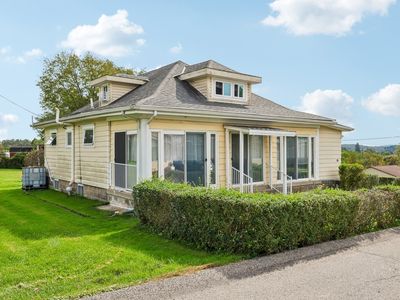 107 Hillview Rd