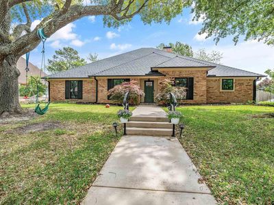 3912 Allendale Dr