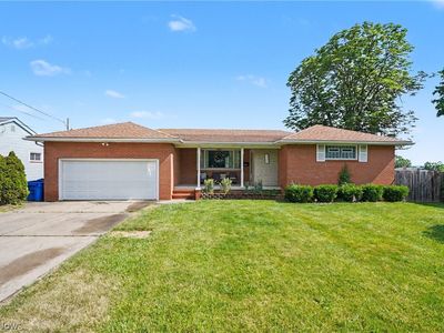 577 Geneva Ave