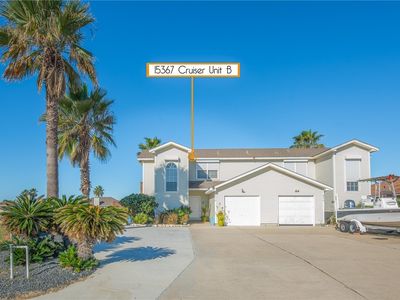 15637 Cruiser St APT B