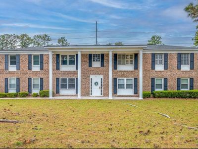 936 Lansing Dr APT D