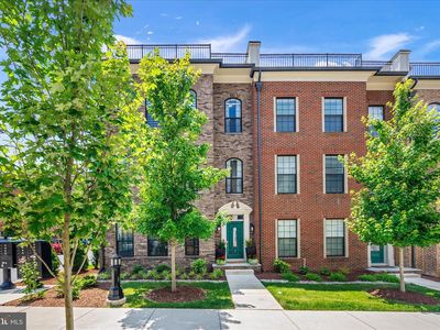 610 Leigh Way