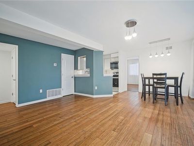 1028 Autumn Woods Ln APT 103