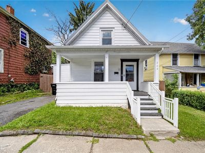 209 Hazelhurst Ave