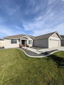 7905 Cariboo Dr