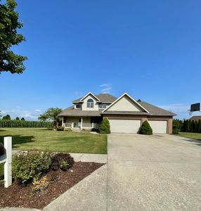 228 Stoneybrook Dr