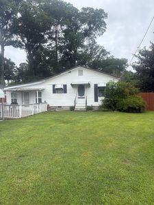 Property at 709 S Berrien St, Nashville, GA