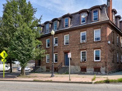15 N Mohawk Street