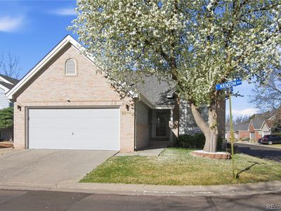 2217 S Kenton Way