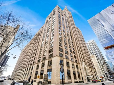 680 N Lake Shore Dr APT 1313
