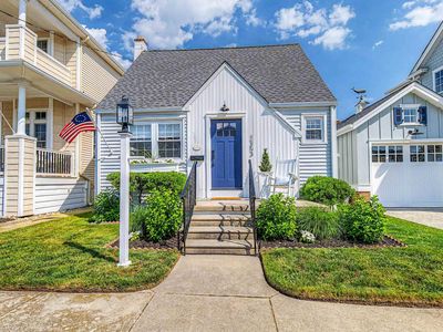 2353 Asbury Ave