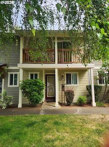 Property at 1706 Avalon Way #B6, Hood River, OR