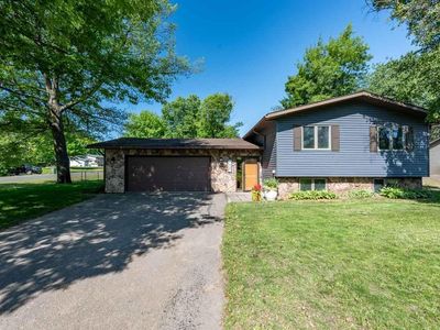 4621 5th Ave W