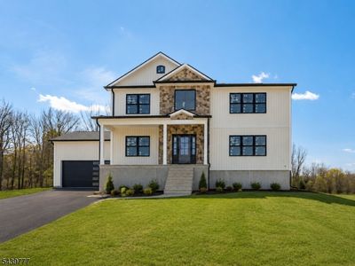 9 Emerald Dr