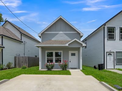 16684 E Ivanhoe
