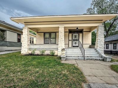 1930 Walker Ave