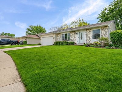 985 Brower Dr