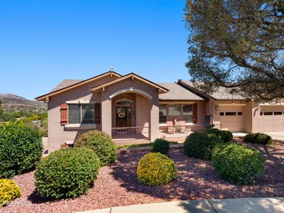 2589 Carolyn Cv