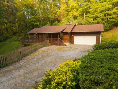 241 Ivy Ridge Cir