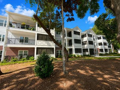 1025 Riverland Woods Pl APT 705