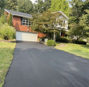 14 Redgrave Dr