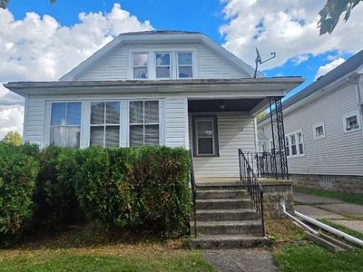 51 Hawthorne Ave