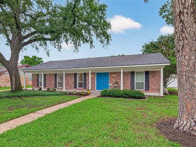 5810 Creekbend Dr