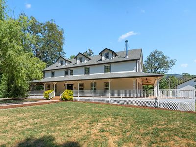 13500 E Evans Creek Rd
