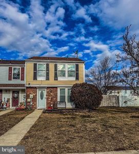 42 Victoria Manor Ct