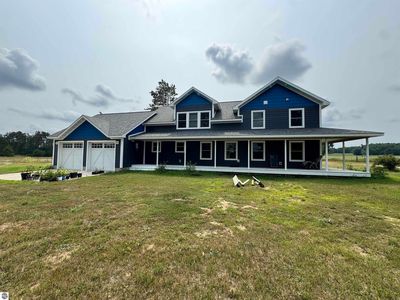 22015 Benton Rd