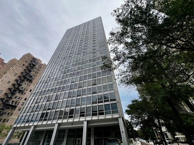 2400 N Lakeview Ave APT 1007