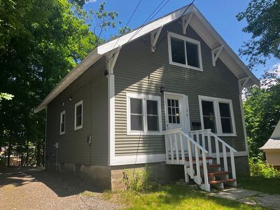 36 Pleasant St