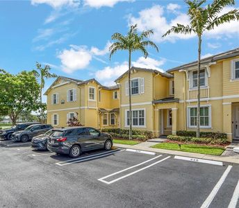 2928 SE 2nd St Unit 3