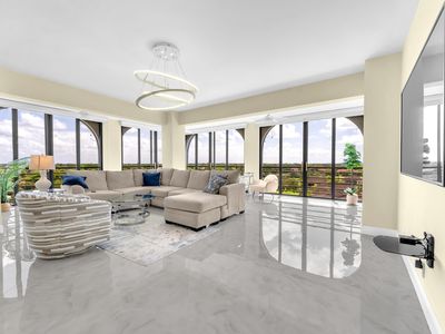 7578 Regency Lake Drive #802